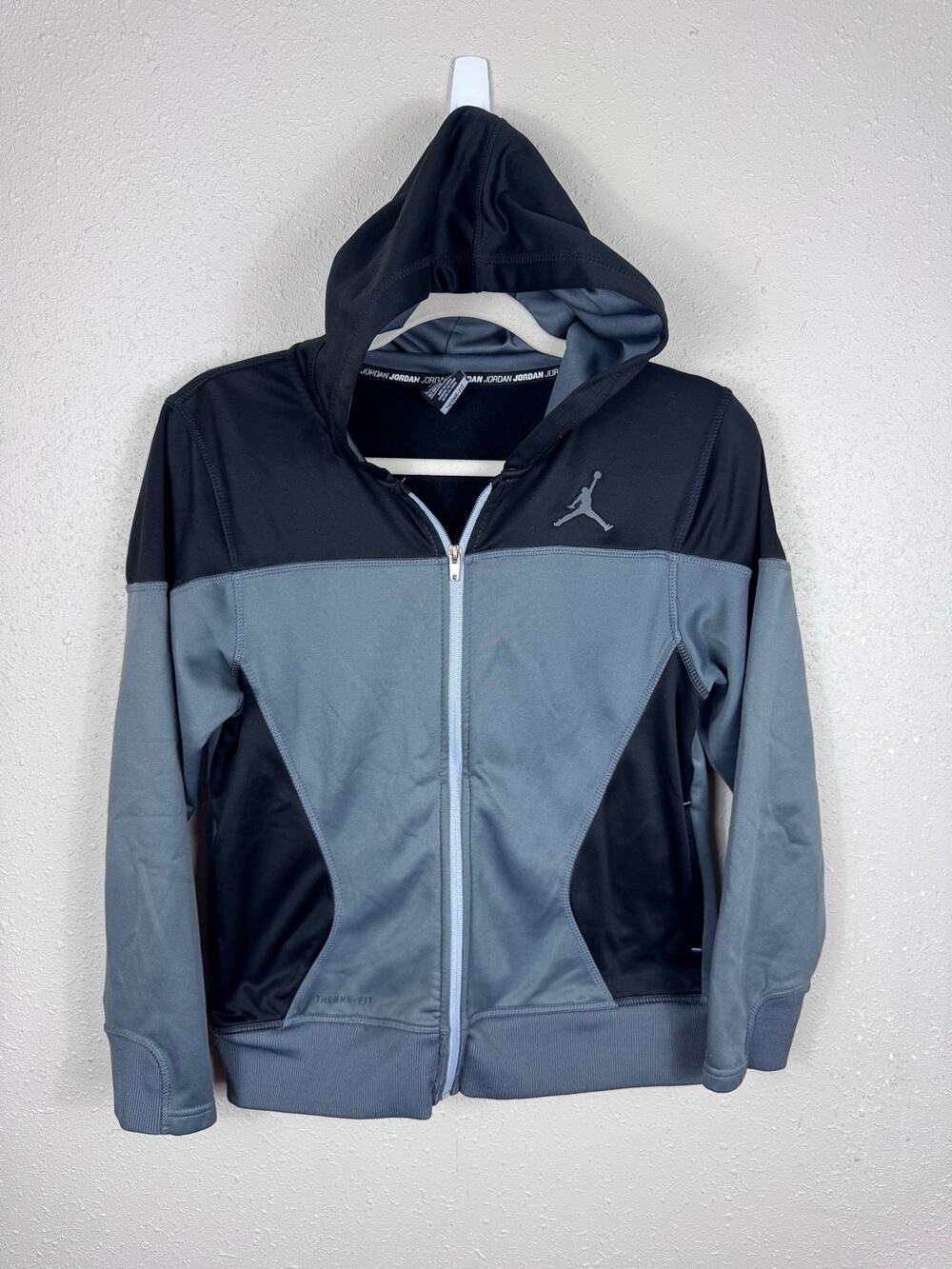 Nike Air Jordan Boys Hoddie Black & Gray Zip UP Size L 12-13 years